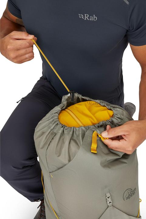 Actual product image Lowe Alpine AirZone Ultra 36 (36 l)