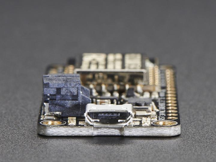 Immagine prodotto Adafruit Piuma HUZZAH con ESP8266 WiFi (Vari)