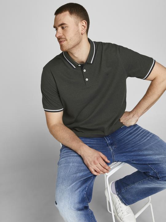Immagine prodotto Jack & Jones Maglietta Plus Size Unicolore (7XL)