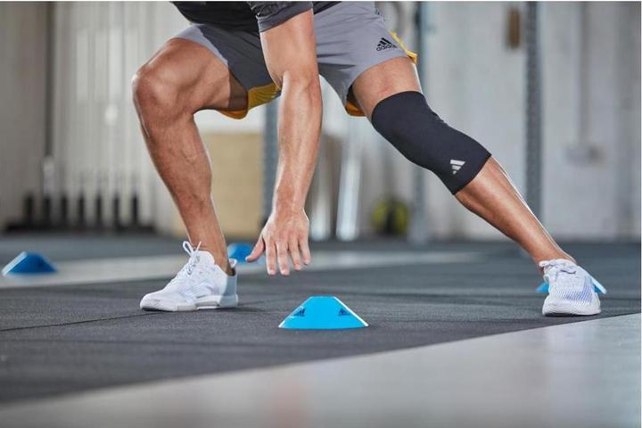 Produktbild adidas Knee Support (M)