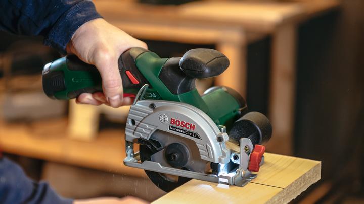 Produktbild Bosch Home & Garden UniversalCirc 12