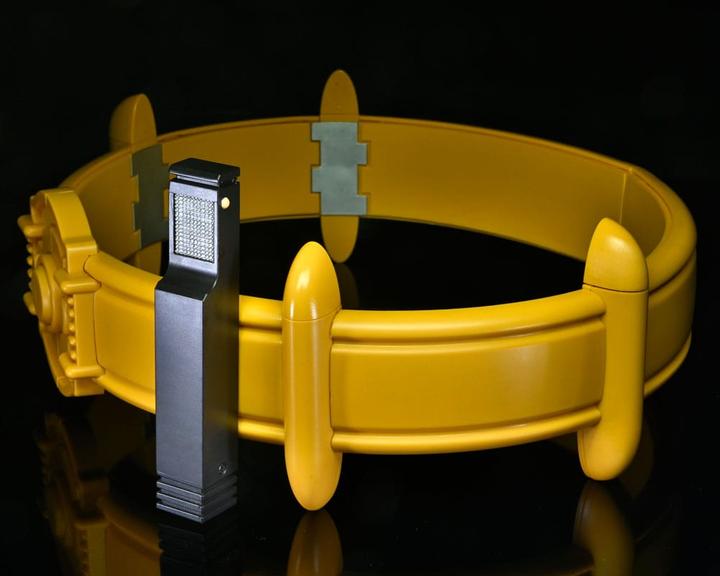 Actual product image Neca Batman Prop Replica 1/1 Batman (1989 Movie) Batman's Utility Belt
