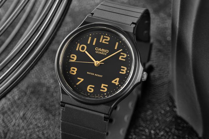 Produktbild Casio MQ-24-1B2LDF Uhr (34 mm)