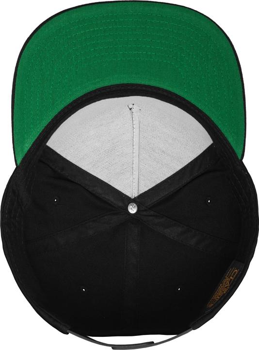 Actual product image Flexfit Classic 5 Panel Snapback (One size)