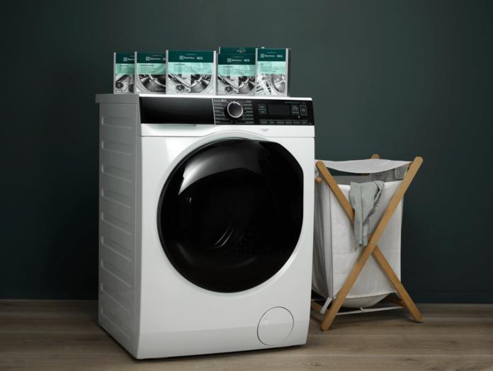 Produktbild AEG 3in1 Reiniger für Waschmaschinen und Geschirrspüler M2GCP601 902986557