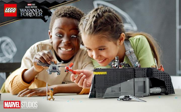 Actual product image LEGO Super Heroes - Black Panther: War on the Water (76214, LEGO Marvel)