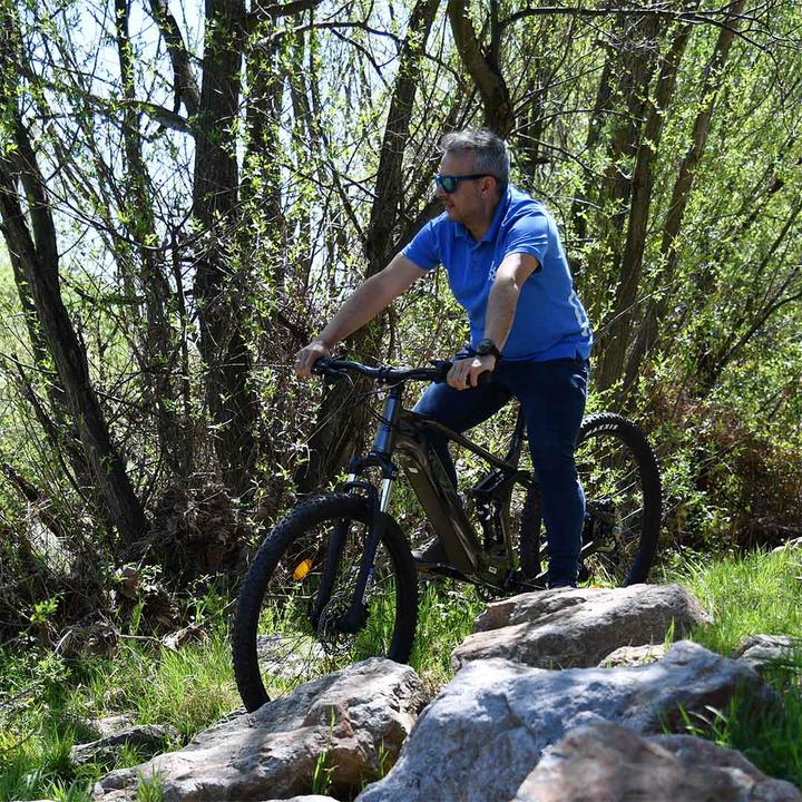 Actual product image Urbanbiker UB400 | Mountain E-Bike Full-suspension comfortable and powerful | Up to 140 km range