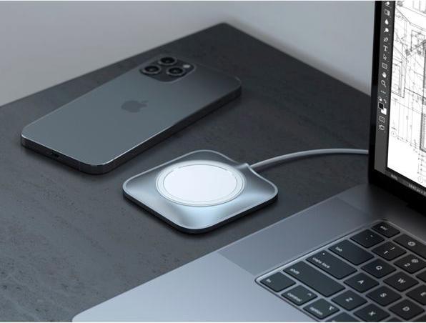 Actual product image Satechi Alu Dock for Magsafe Charger