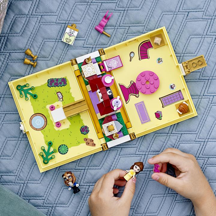 Actual product image LEGO Belles fairy tale book (43177, LEGO Disney)
