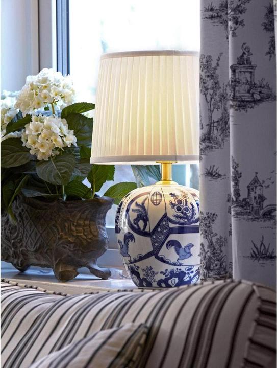 Actual product image Markslöjd MARKSLOJD Göteborg 17 Table lamp white (E14)