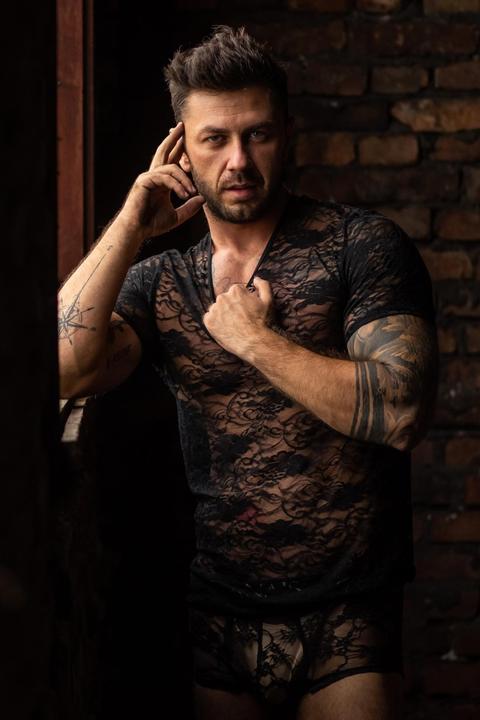 Actual product image Anais Men's T-Shirt "Romance (XL)