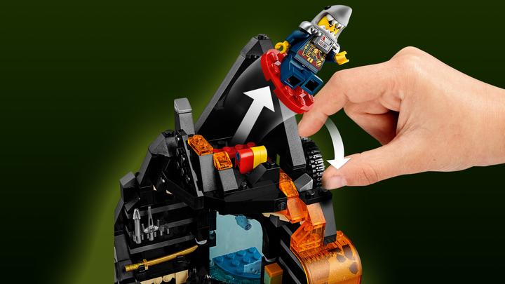 Actual product image LEGO Ninjago Garmadon's Volcano Lair (70631, LEGO Ninjago)