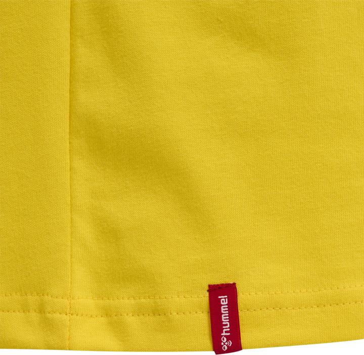Actual product image hummel Hmlred Basic T-Shirt S/S (S)