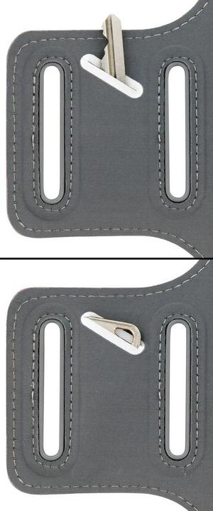 Actual product image Mobiparts Comfort Fit Sport Armband Samsung Galaxy S22 Black