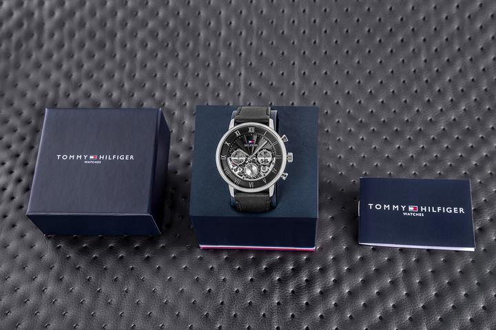 Image du produit Tommy Hilfiger Legend (Montre analogique, 44 mm)