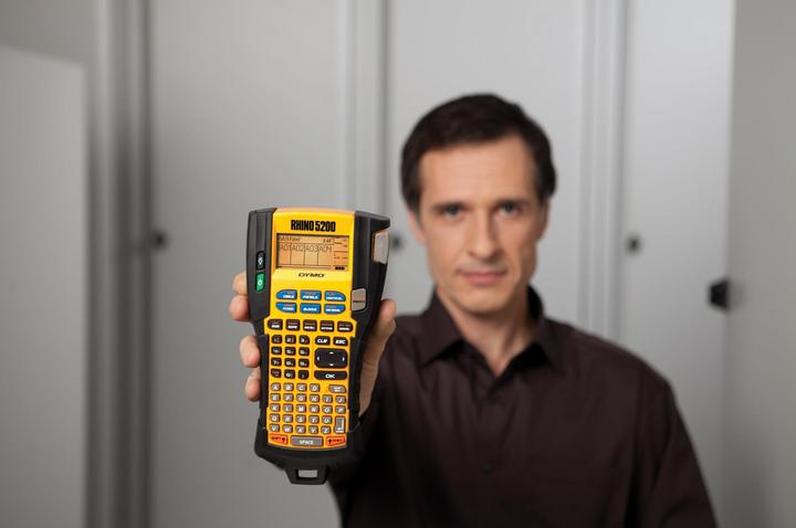 Actual product image Dymo Rhino 5200 Kit Labelling machine (180 dpi)