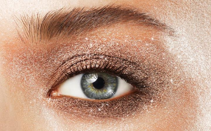 Actual product image Pupa Milano Glitter Bomb 003 Iced Bronze (Iced Bronze)
