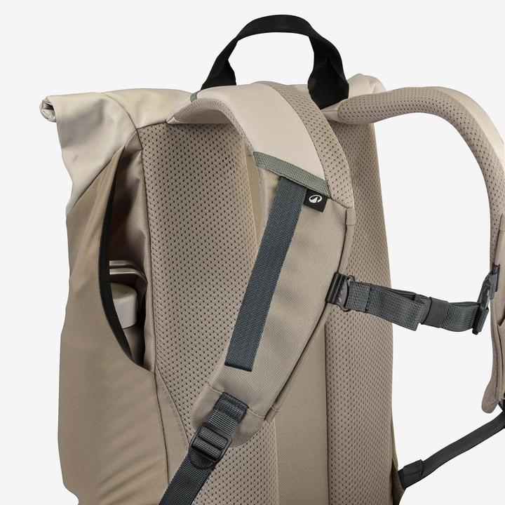 Image du produit Quechua Sac à dos de randonnée 16L+4, NH500 Escape Rolltop beige (21 l)