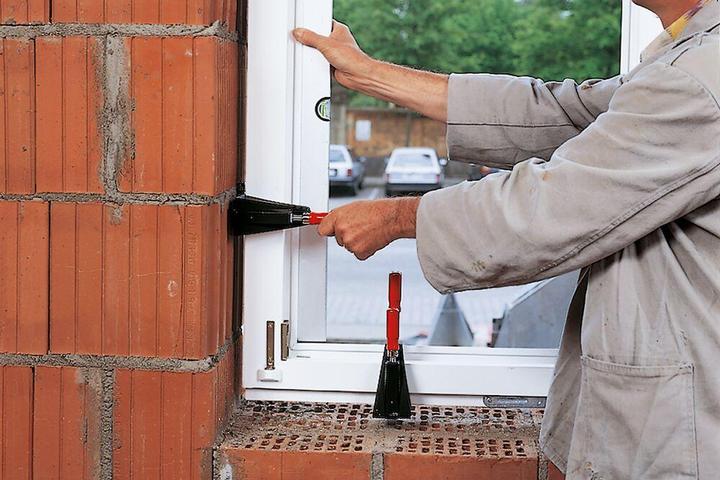 Produktbild Bessey Fenster-Richtzwinge FRK85 (85 mm)