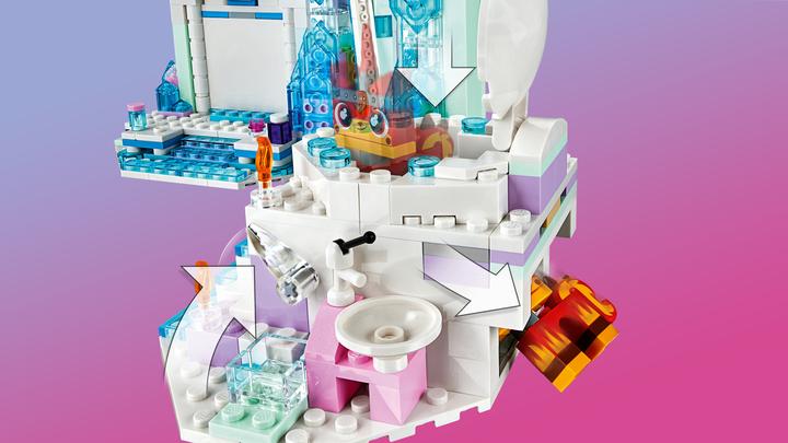 Actual product image LEGO Shimmering glitter spa. (70837, LEGO DC)