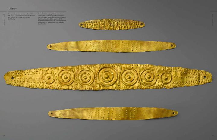 Produktbild 25.000 Jahre Schmuck (Deutsch, Staatliche Museen zu Berlin, Raffael Gadebusch, Elisabeth Tietmeyer, Stefan Büchner, Dieter Scholz, 2021)