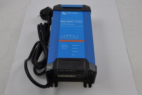 Image du produit Victron Energy BlueSmart IP22 (12V, 15 A)
