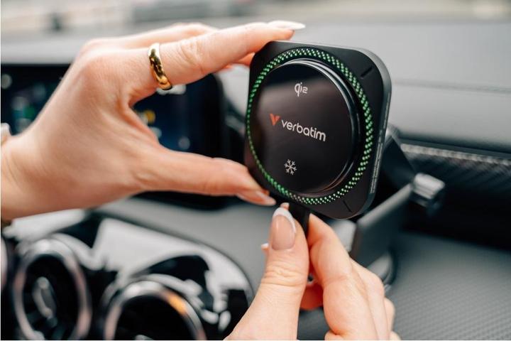 Actual product image Verbatim Charge'n'Drive Magnetic Wirel.Car Charger Qi2 RGB 31860