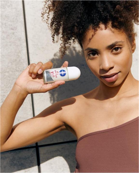 Produktbild NIVEA DRY COMFORT PLUS deo roll-on 50 ml (Roll-on, 50 ml)