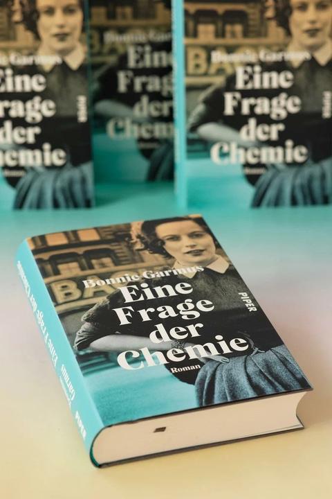 Actual product image Eine Frage der Chemie (German, Bonnie Garmus, 2022)