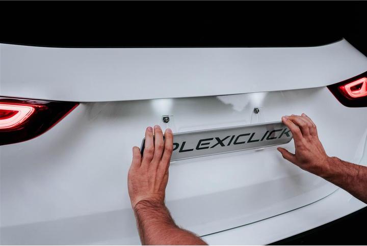 Produktbild Plexiclick Â® rahmenloser Kennzeichenhalter transparent (Front + Heck, Universal)