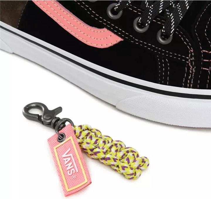 Actual product image Vans SK8-Hi 46 MTE DX (37)