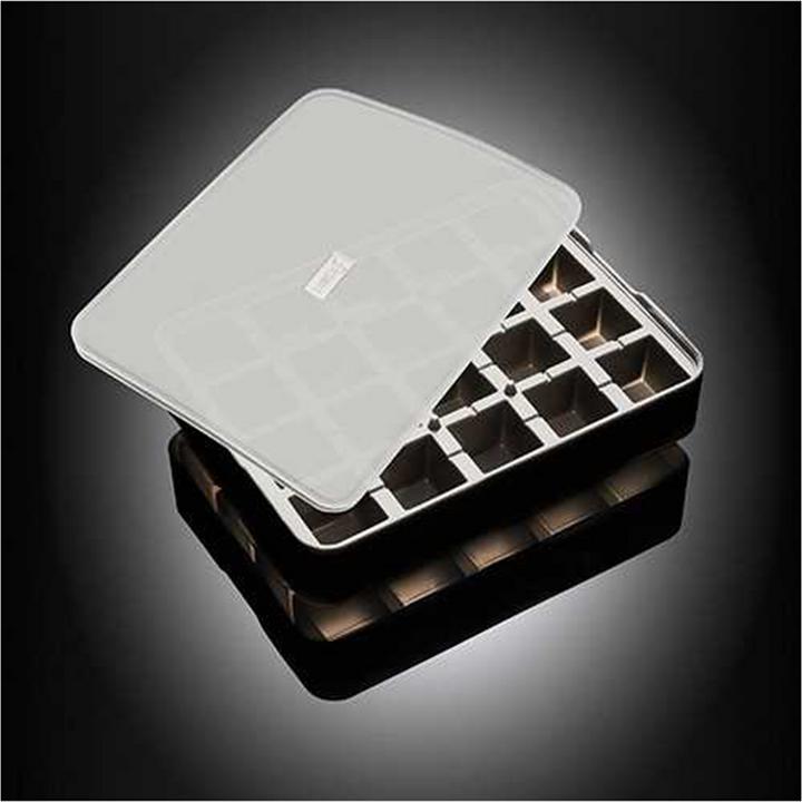 Actual product image Lurch Cubes