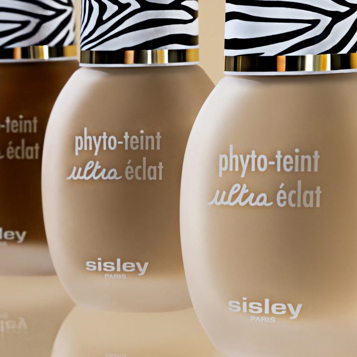 Actual product image Sisley Phyto-Teint Ultra Ã‰clat (3W2 Hazel)