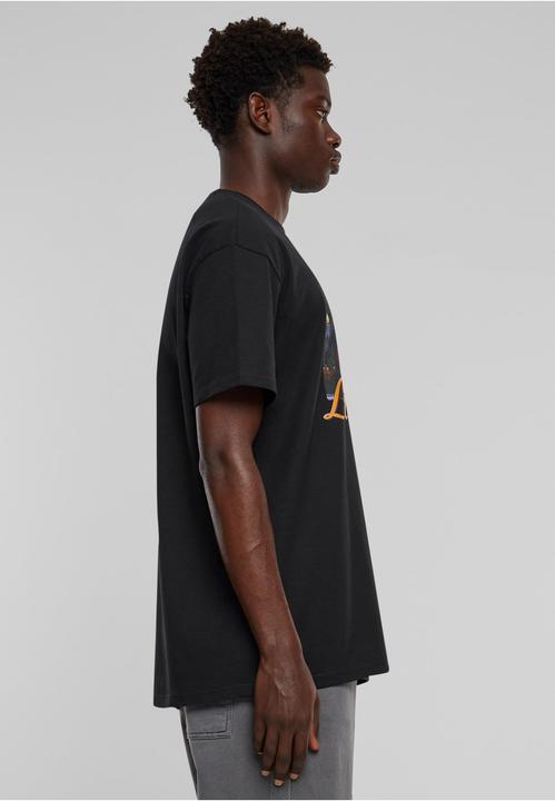 Actual product image Urban Classics Lilli e il Vagabondo Heavy Oversize Tee - 127045 (M)