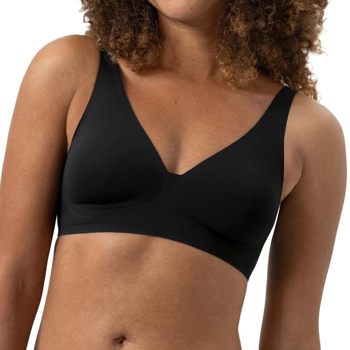 Actual product image Mey Simply Better Invisibles Triangel BH (Single pack, XL)