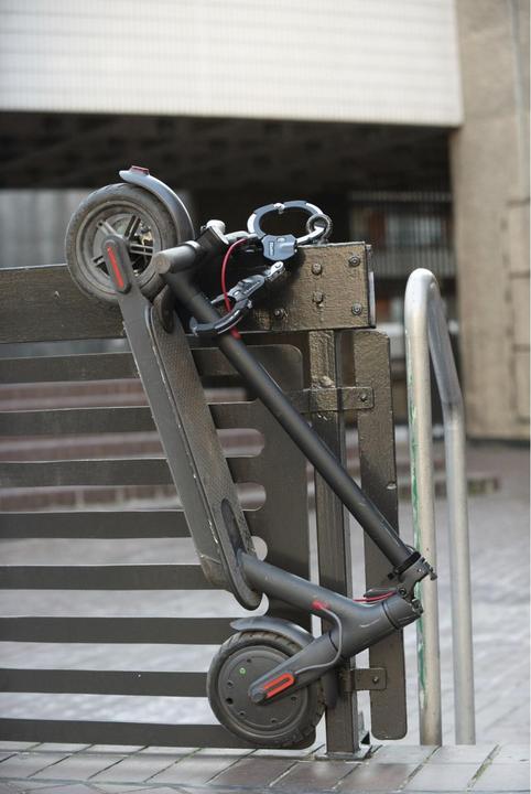 Actual product image Master Lock Handschellenschloss Street Cuff