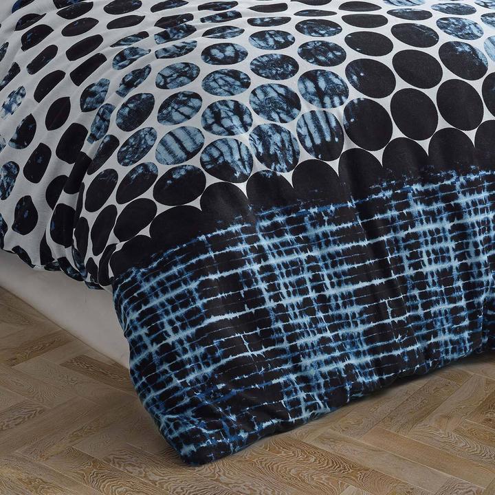 Actual product image Traumschlaf Pit (Bedding set, 135x200 cm + 80x80 cm)