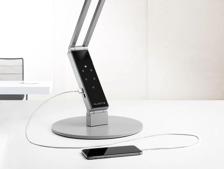 Image du produit Luctra Table Pro 2 Linear Base LED lampe de bureau, lumière biologiquement efficace, intensité variable (945 lm)
