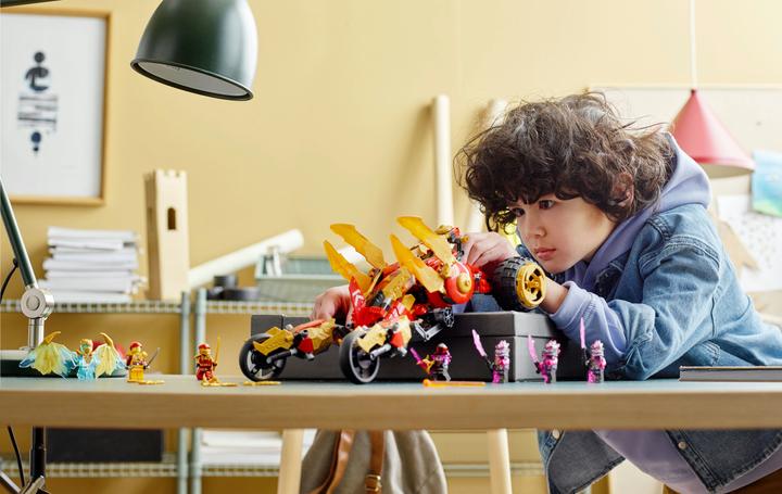 Actual product image LEGO Kai's gold dragon raider (71773, LEGO Ninjago)