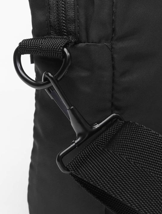 Actual product image Alpha Industries Crew Carry Umhängetasche