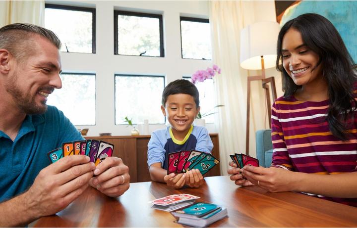 Actual product image Mattel Games Uno Flip (Multilingual)
