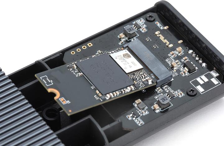 Immagine prodotto Digitus Alloggiamento per disco rigido USB M.2, SDD, esterno, NVMe, 40Gbps, USB 4.0, alluminio, senza attrez (M.2 2280, M.2 2230, M.2 2260, M.2 2242)