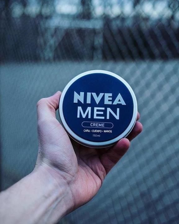 Immagine prodotto NIVEA Crema Uomo (150 ml) (Crema corpo, 150 ml)