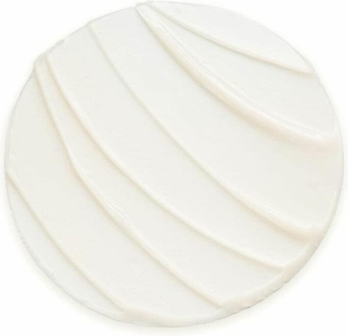 Actual product image essence Prime Like A Boss Eyeshadow Base