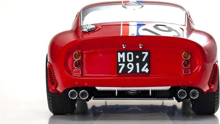 Actual product image Kyosho Ferrari 250 GTO #19 1:18