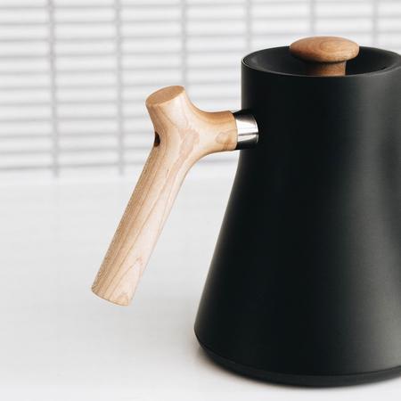 Immagine prodotto Stagg Fellow - Set di maniglie e tiranti per coperchio in legno - acero