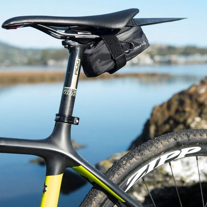 Image du produit Blackburn Grid Mtb Seat Bag Schwarz, Wasserdicht, Reflektierend (Sacoches)