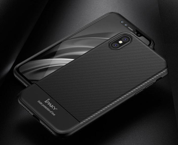 Actual product image iPaky iPhone SE/ 8 / 7 - silicone carbon rubber case black