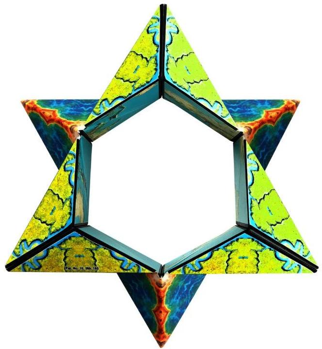 Actual product image Shashibo Cube Earth (Multilingual)
