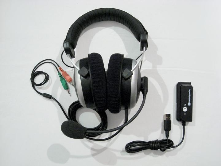 Actual product image QPAD QH-1339 Professional Gaming Headset